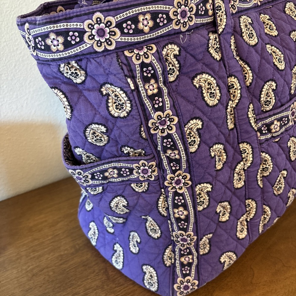 Vera Bradley Tote Bag Purple Paisley Print Large Cotton Tote 20" X 15" X 8" - Picture 4 of 11